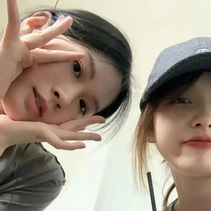 与君白首此人间